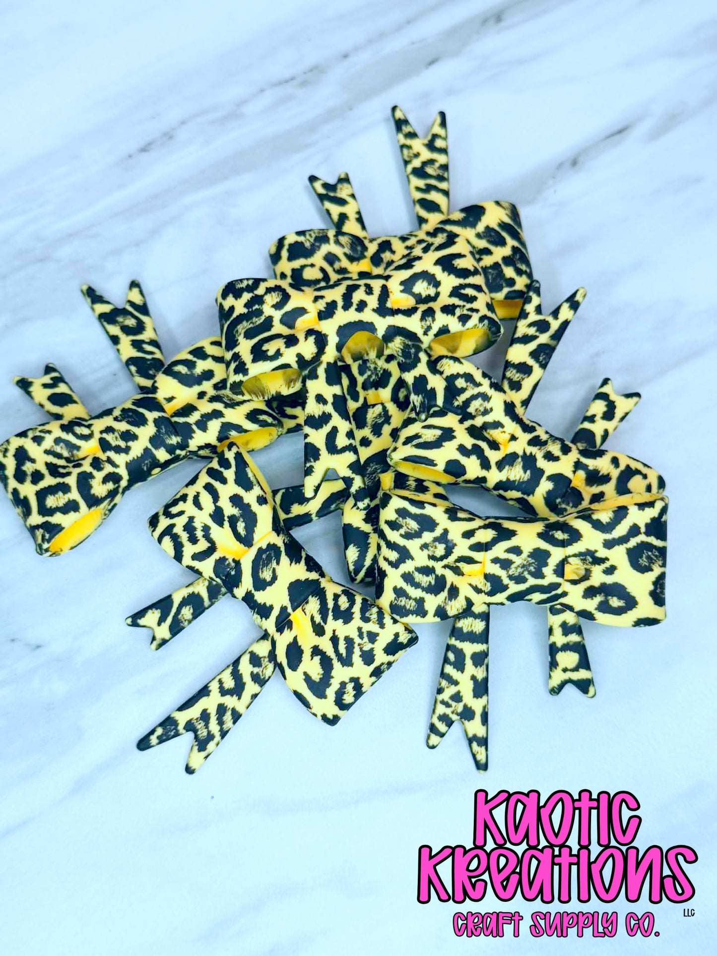 BEADABLE JUMBO SILICONE BOW YELLOW LEOPARD (1ct)