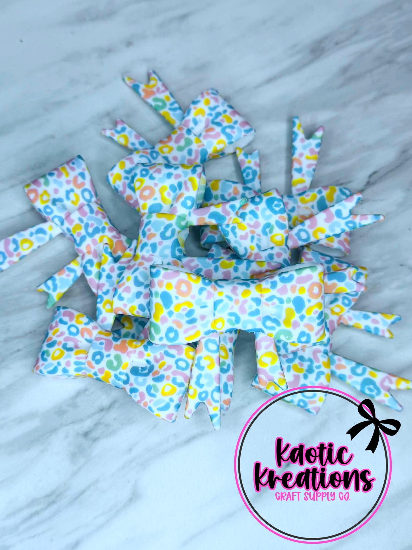 BEADABLE JUMBO SILICONE BOW BRIGHT LEOPARD (1ct)