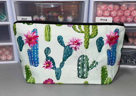 **DISCONTINUED** COSMETIC BAG FLORAL CACTUS