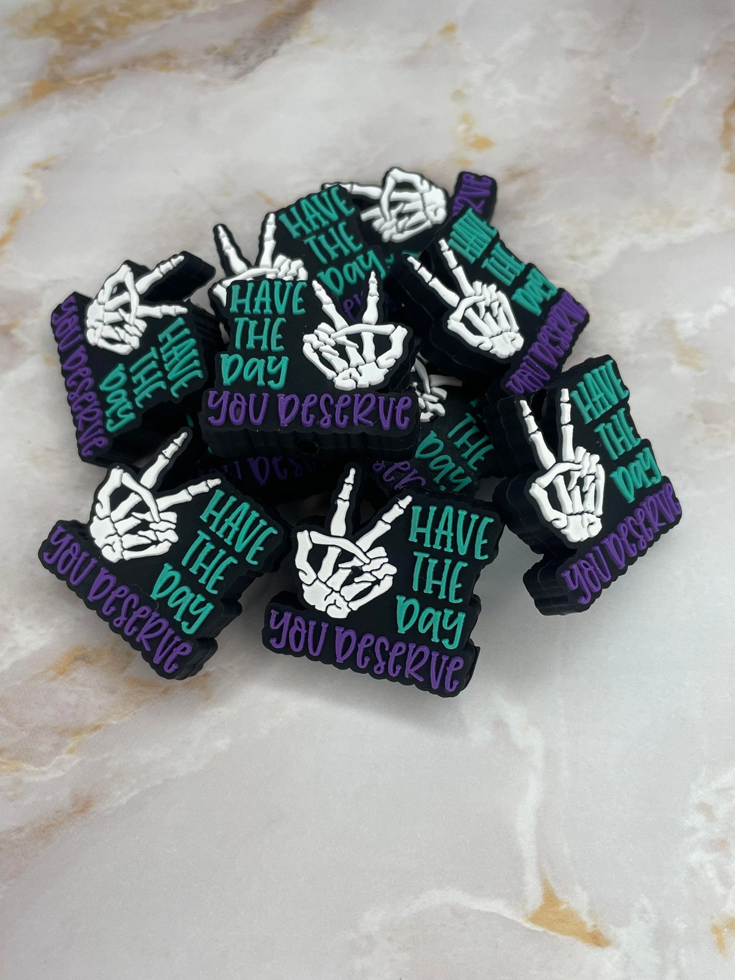 HAVE THE DAY YOU DESERVE SKELETON HAND SILICONE FOCAL D1 (1ct)