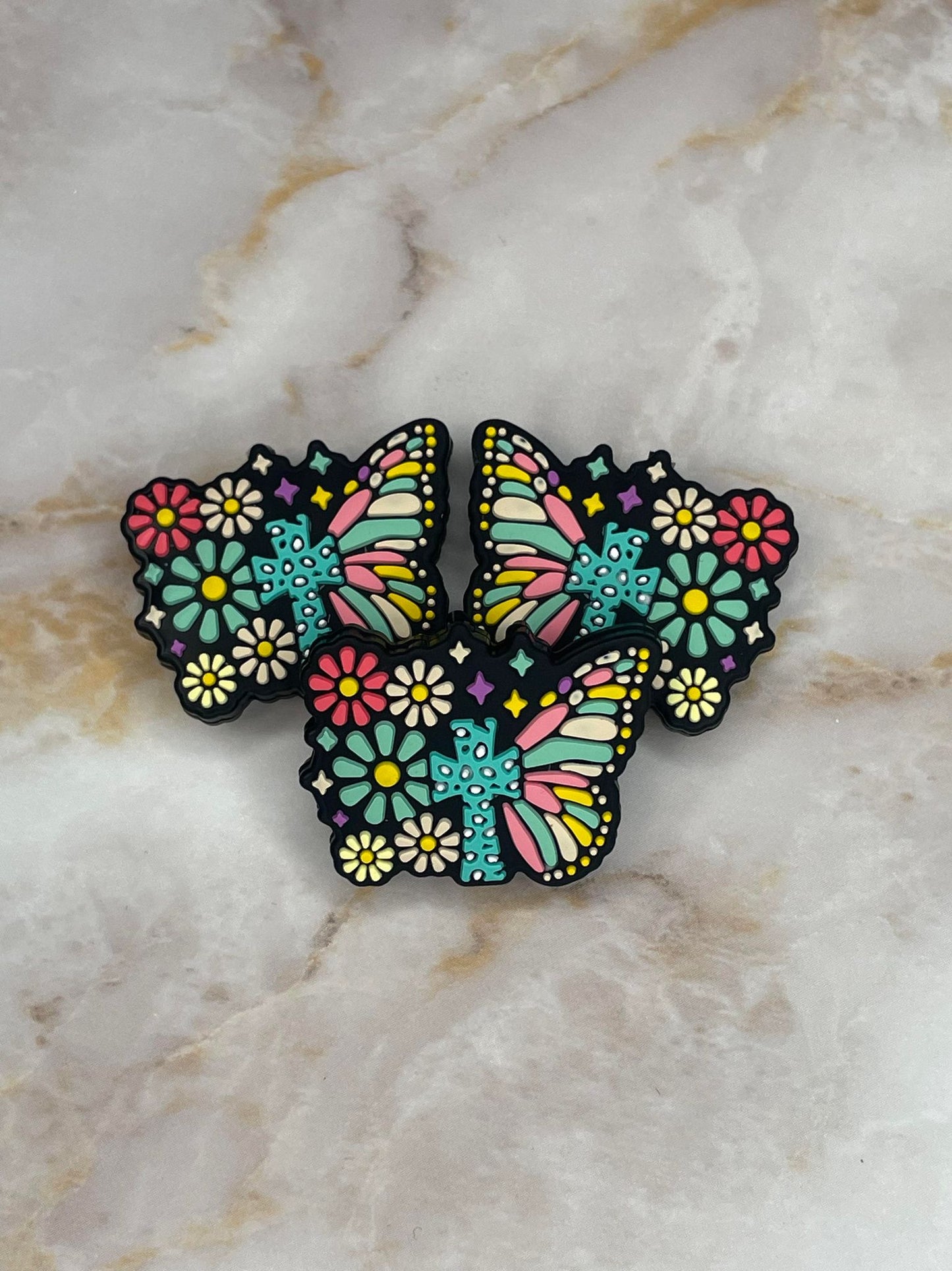 FLORAL BUTTERFLY CROSS SILICONE FOCAL D140 (1ct)