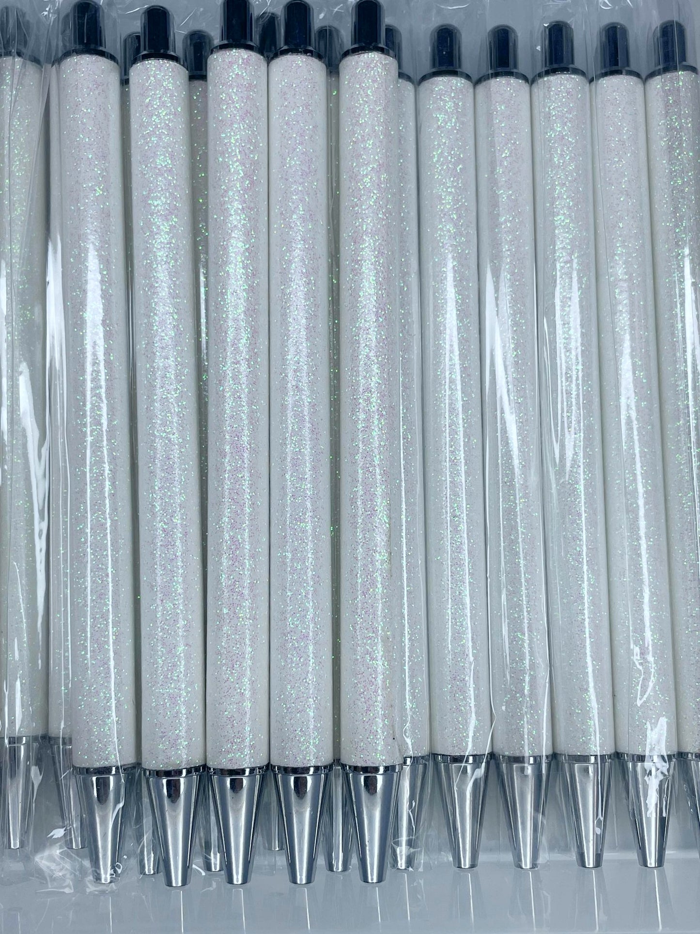 NON-BEADABLE METAL GLITTER PEN #1 WHITE (1ct)