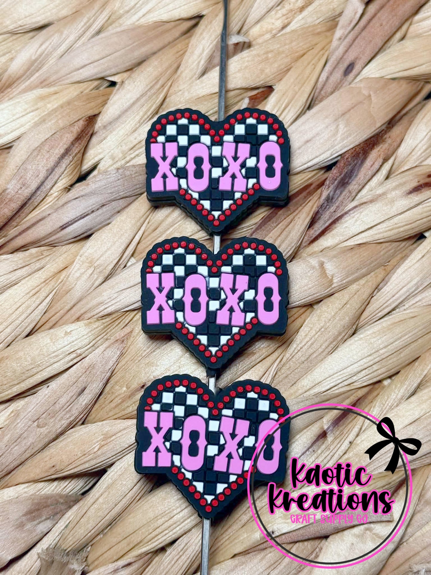 XOXO HEART SILICONE FOCAL D353 (1ct)