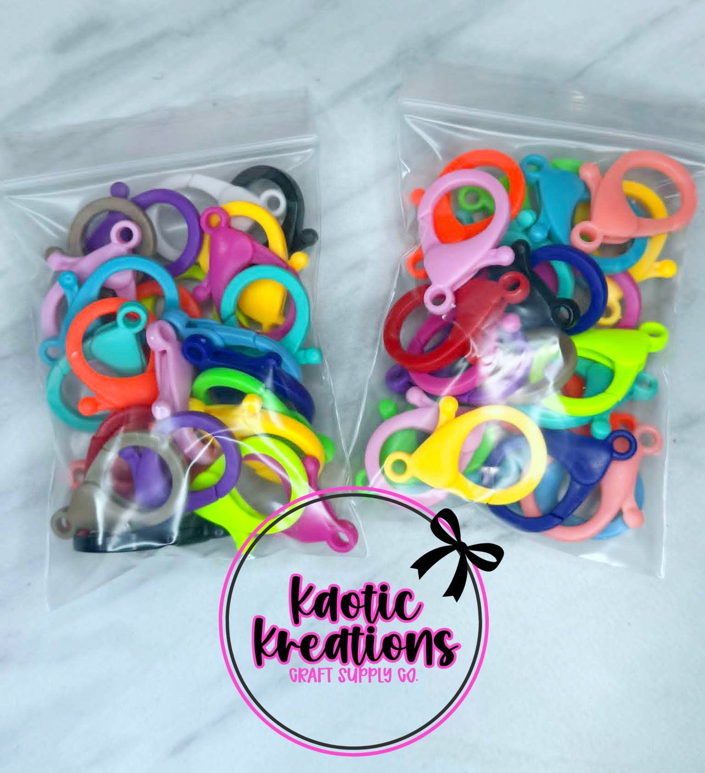 (SHOP DESTASH) LARGE HARD PLASTIC LOBSTER CLASP RINGS (25ct)