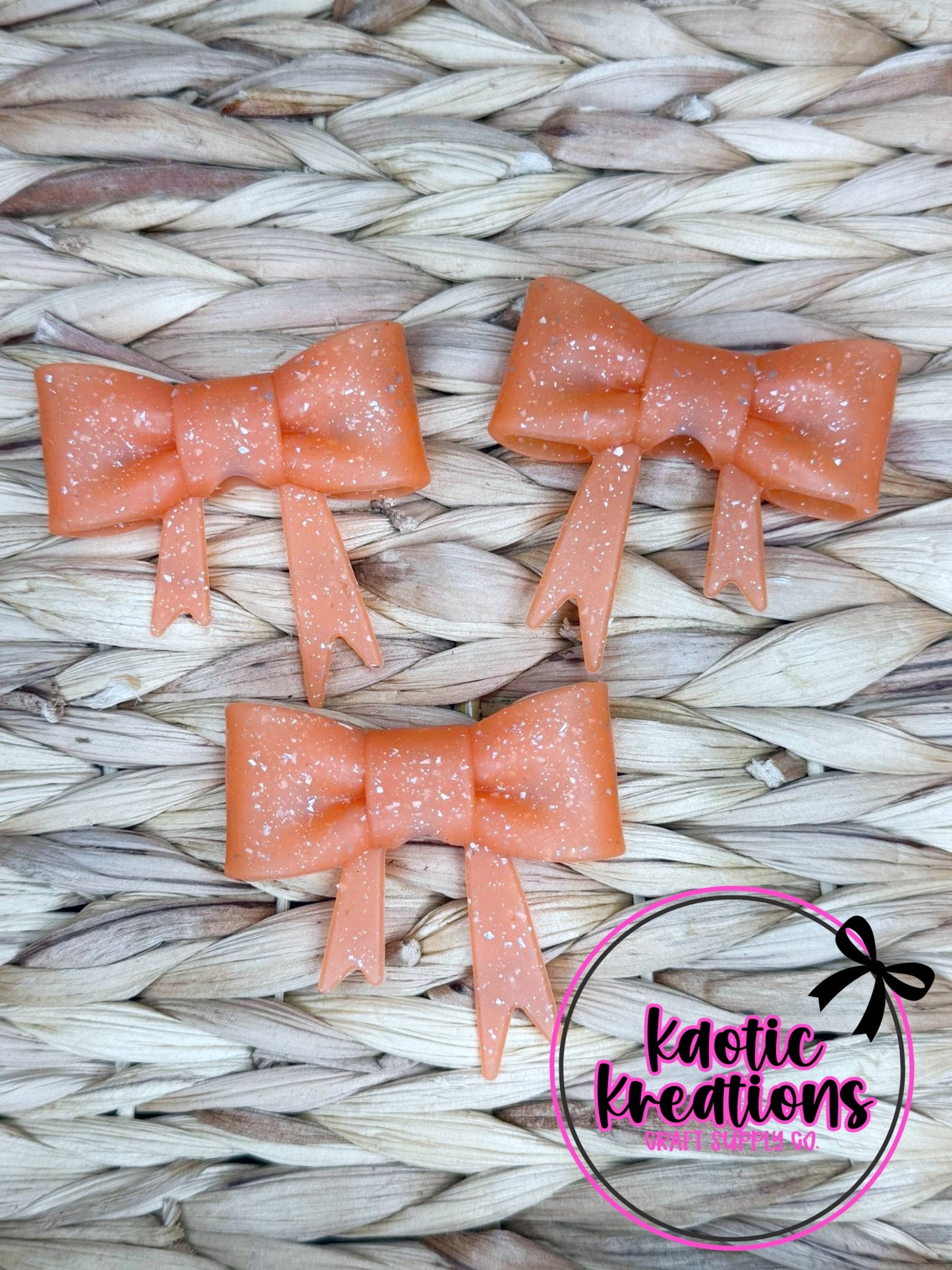 D56 BEADABLE JUMBO SILICONE BOW ORANGE CONFETTI GLITTER (1ct)
