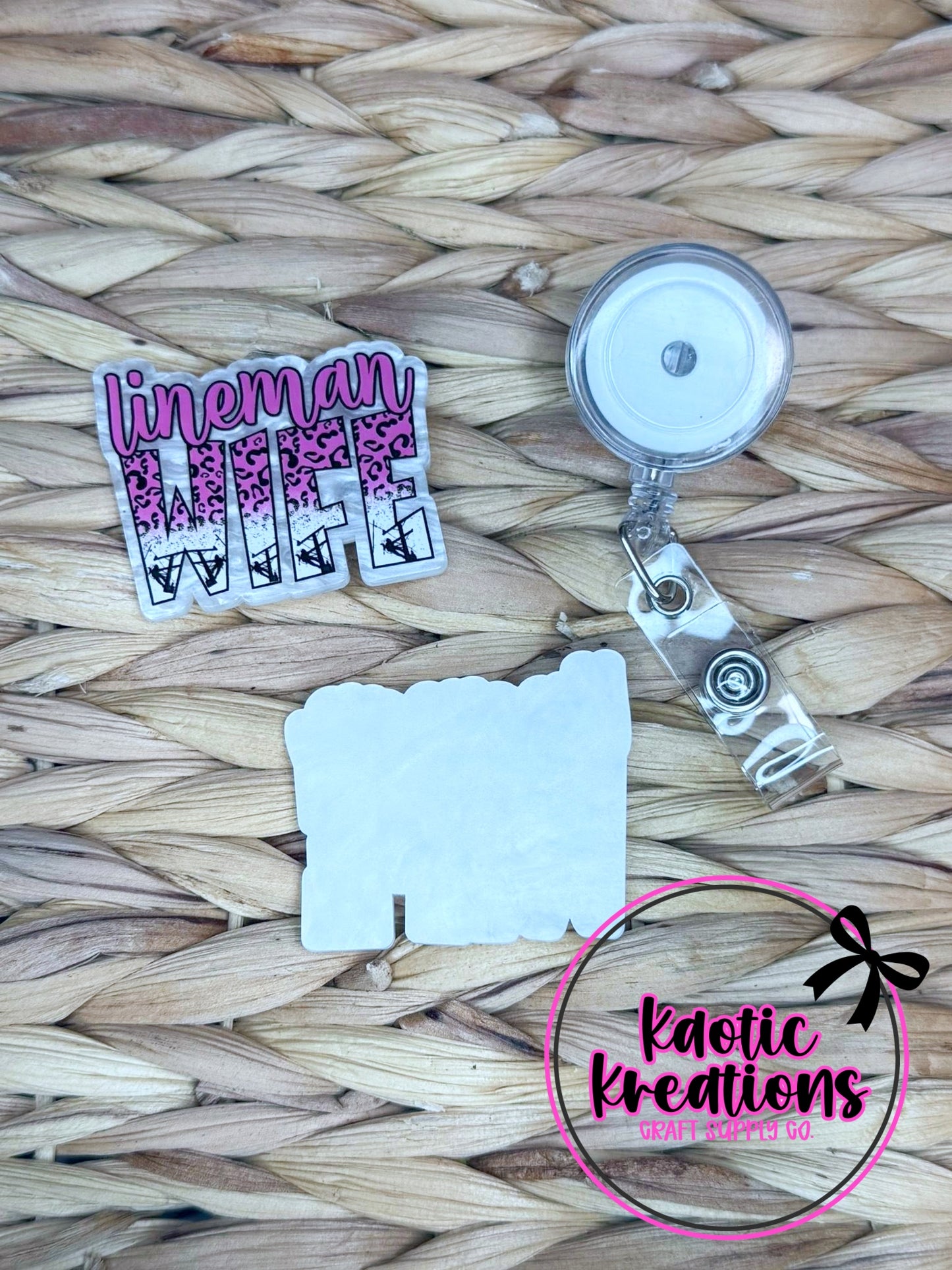 *CUSTOM* FLATBACK ACRYLIC 52mm X 44mm LINEMAN WIFE F625 (1ct)