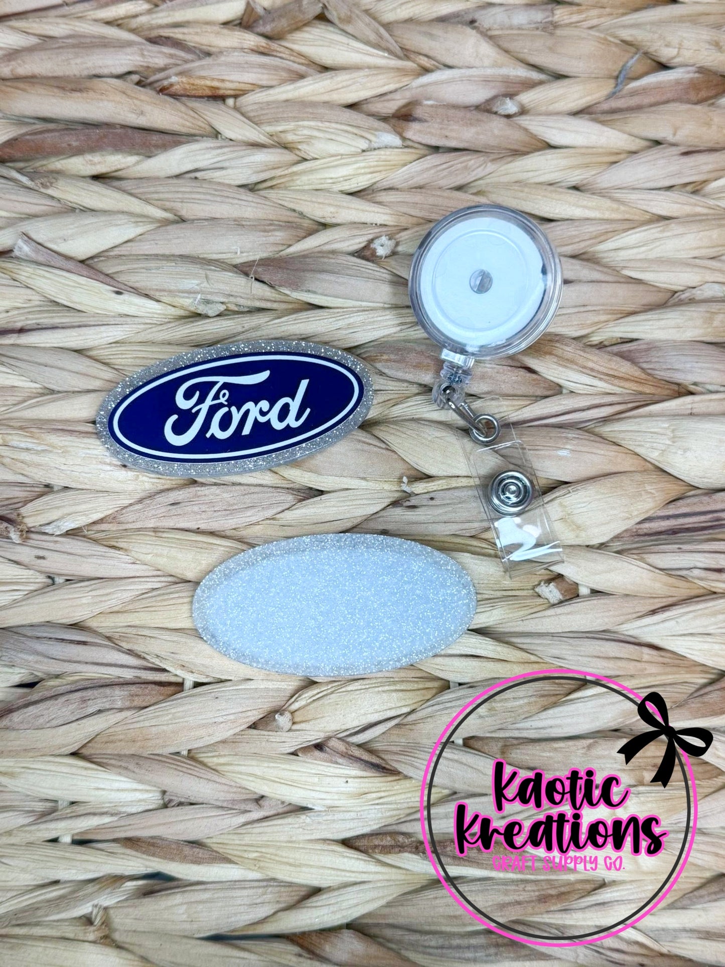 *CUSTOM* FLATBACK ACRYLIC 63mm X 33mm FORD F709 (1ct)
