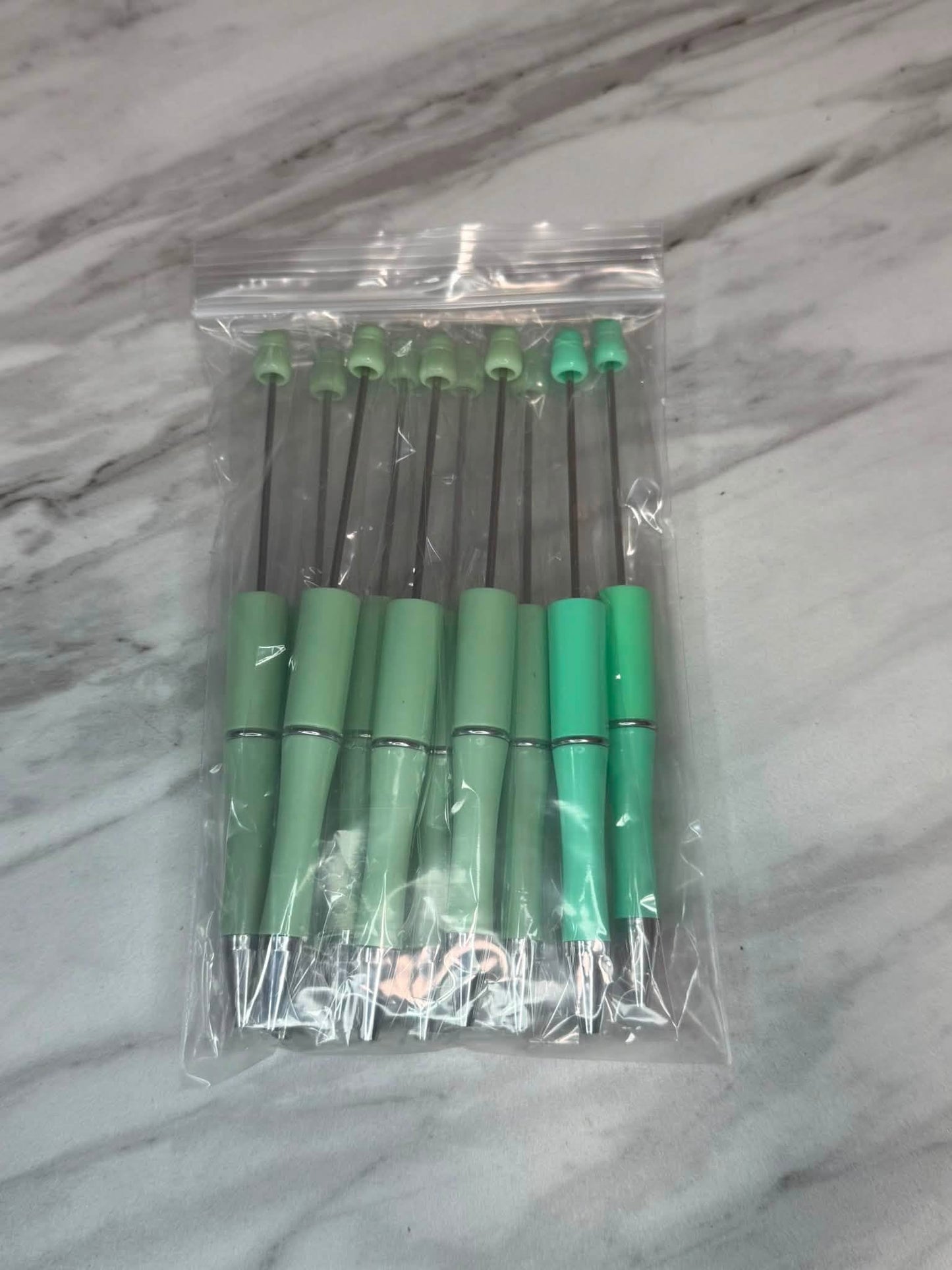 (SHOP DESTASH) BEADABLE PLASTIC PEN BUNDLE B14 (10ct)
