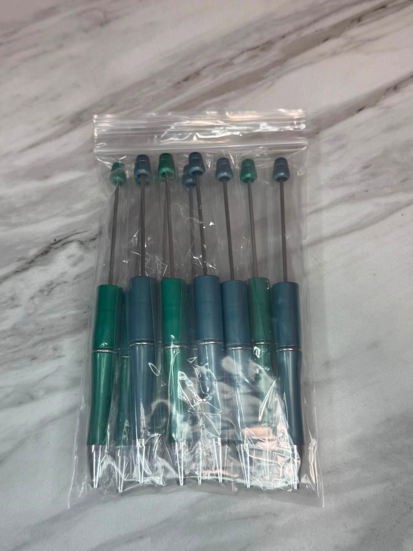 (SHOP DESTASH) BEADABLE PLASTIC PEN BUNDLE B8 (10ct)