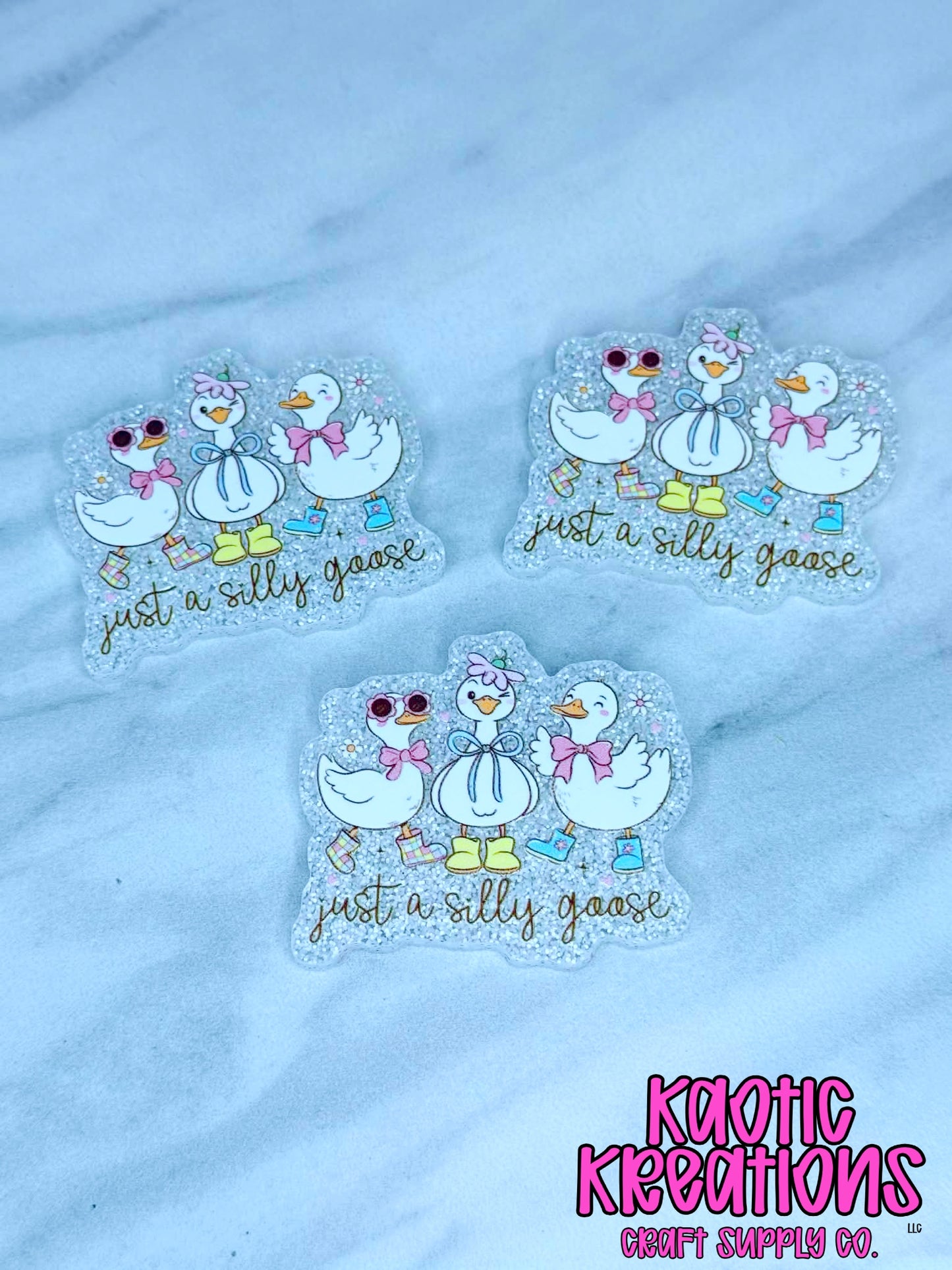 *CUSTOM* FLATBACK ACRYLIC JUST A SILLY GOOSE F136 (1ct)