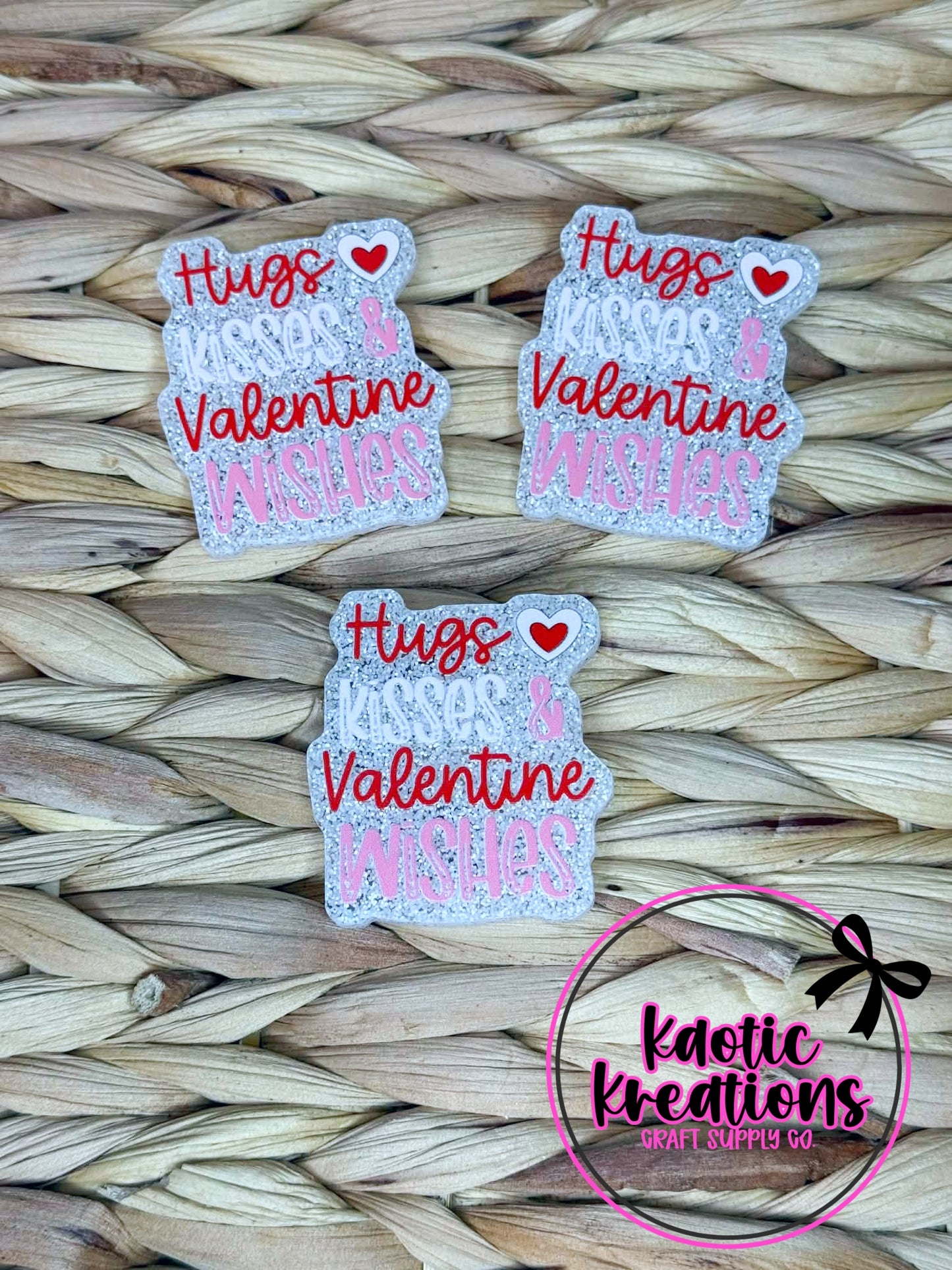 FLATBACK ACRYLIC HUGS KISSES F30 (1ct)