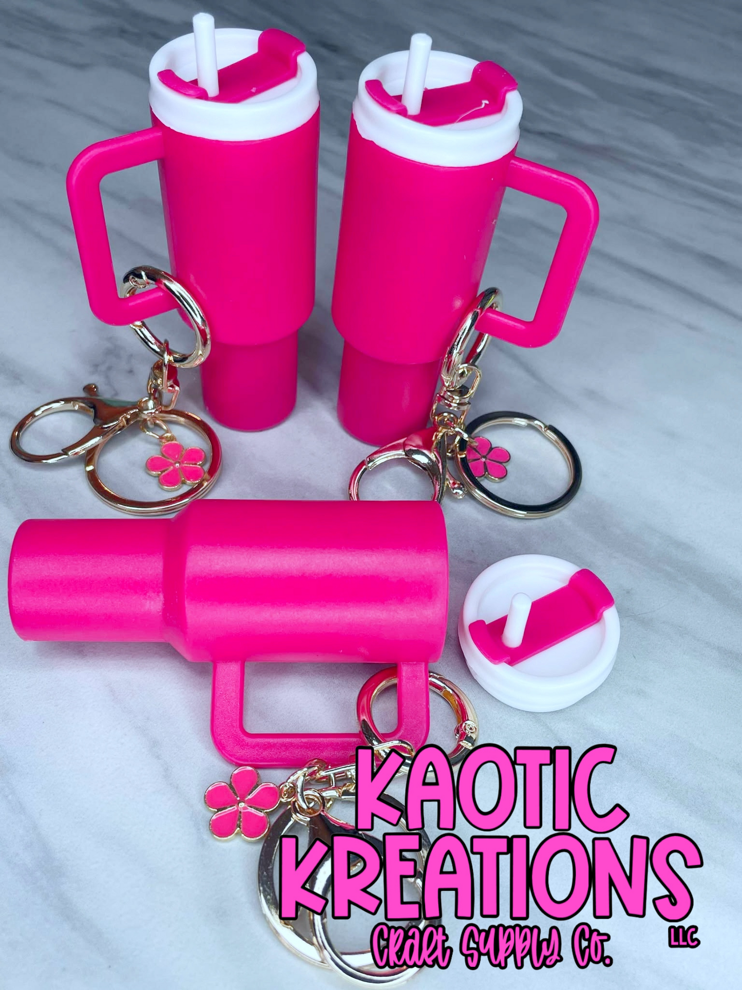 MINI TUMBLER CUP CHARM KEYCHAIN - HOT PINK W/FLOWER CHARM (1ct)