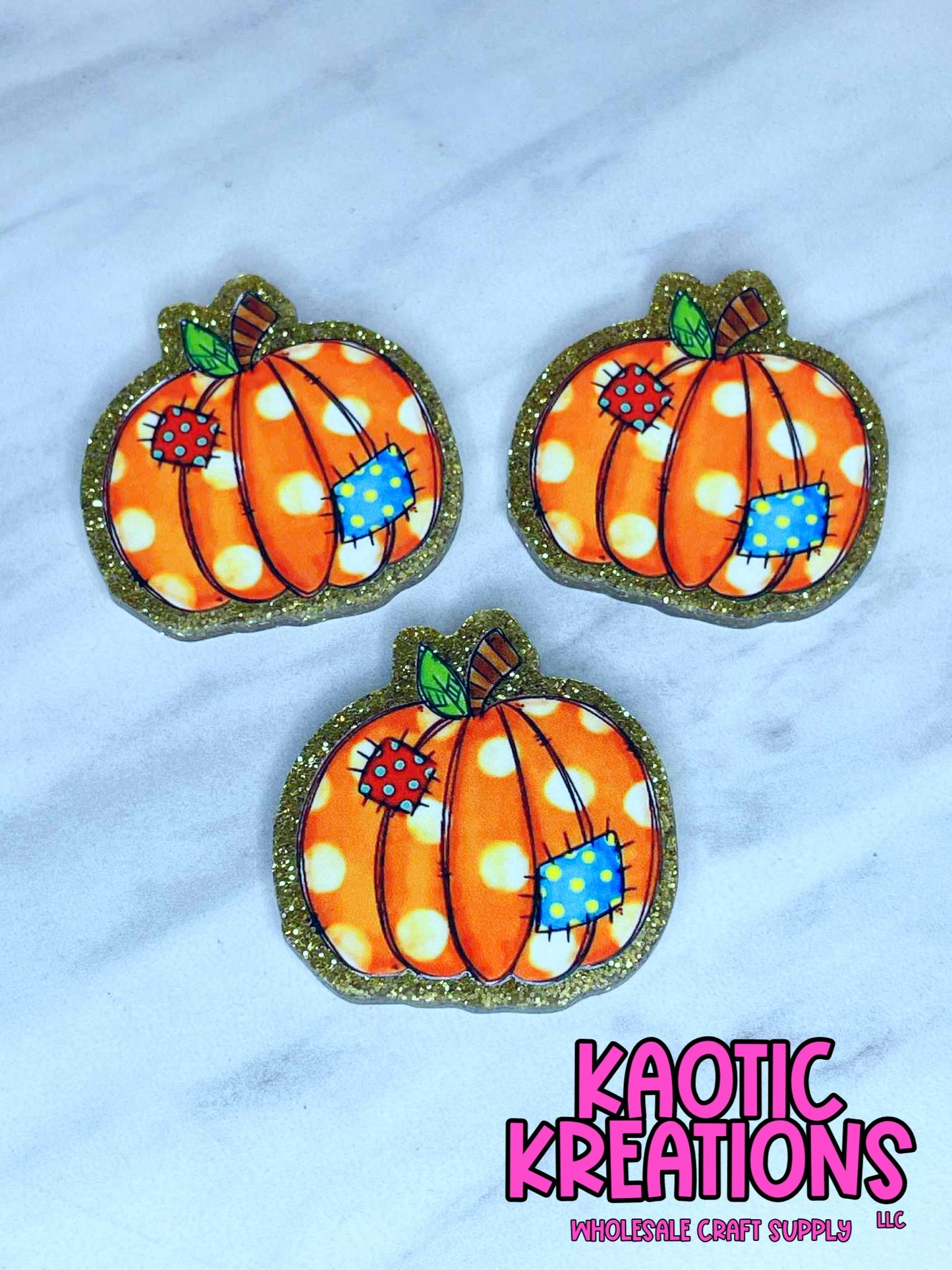 FLATBACK ACRYLIC SPOTTED PUMPKIN F640 (1ct)