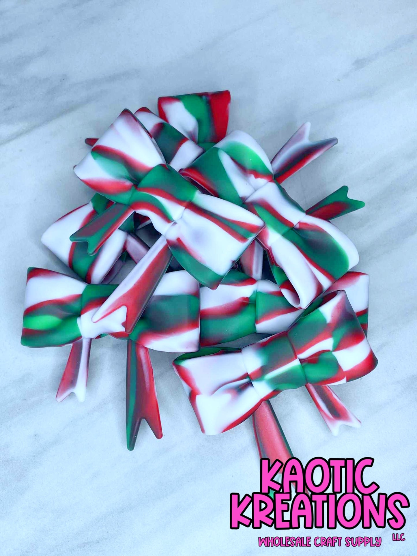 BEADABLE JUMBO SILICONE BOW CHRISTMAS SWIRL (1ct)
