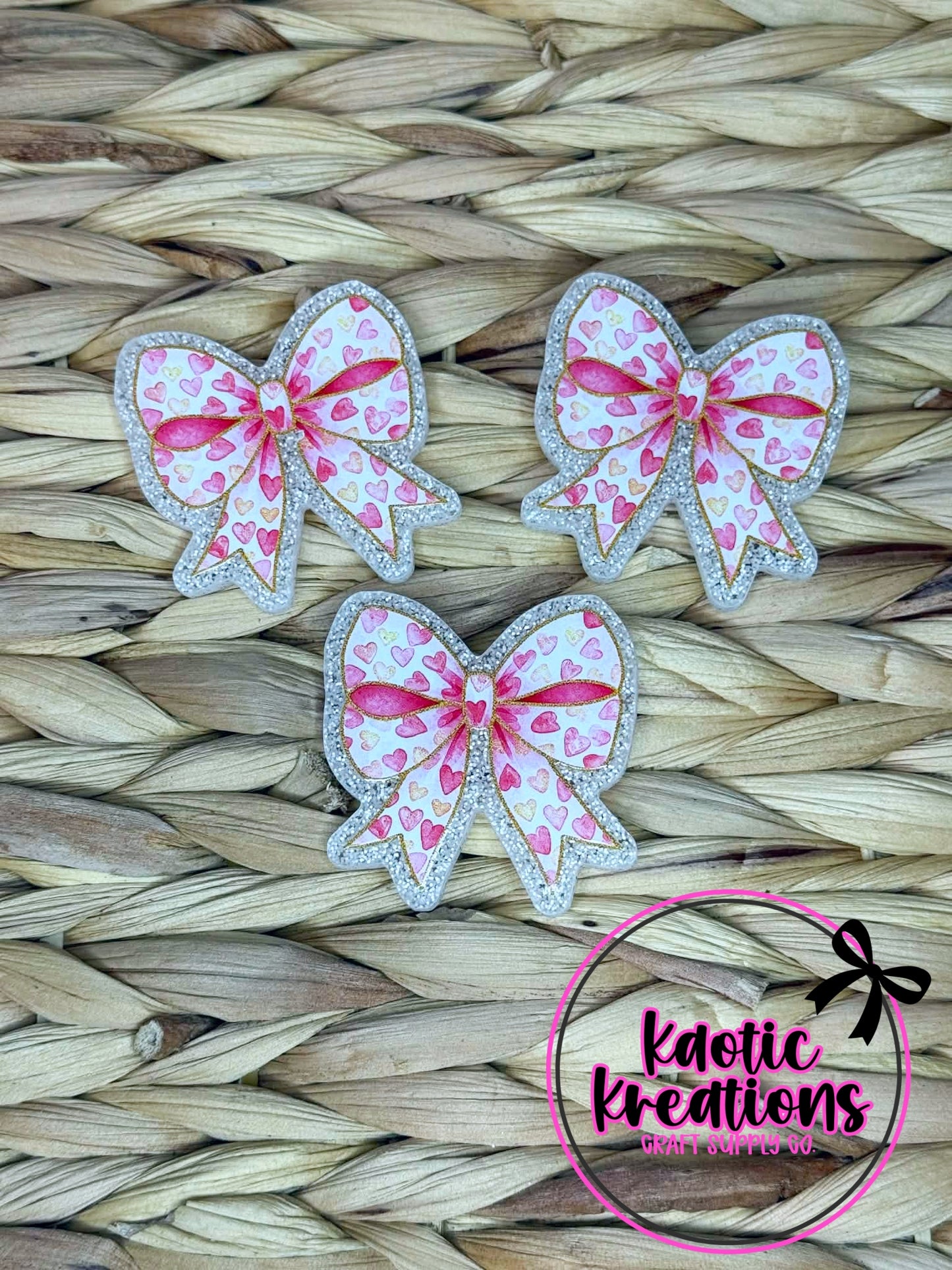 *CUSTOM* FLATBACK ACRYLIC VALENTINE'S BOW F76 (1ct)