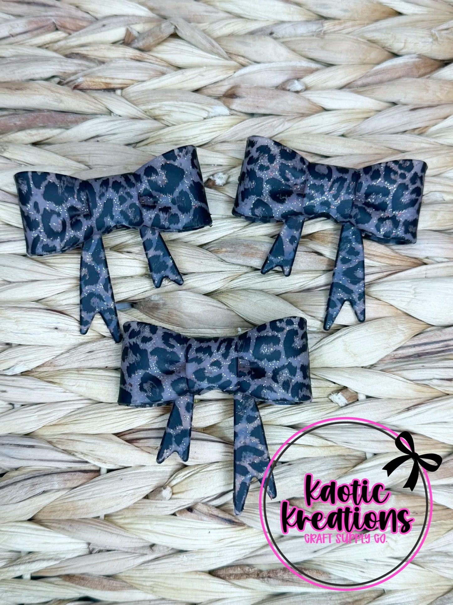 D36 BEADBALE JUMBO SILICONE BOW BROWN CONFETTI GLITTER LEOPARD (1ct)