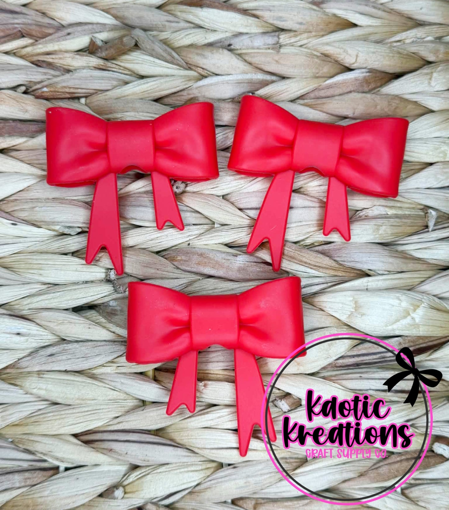 D46 BEADABLE JUMBO SILICONE BOW SOLID RED (1ct)