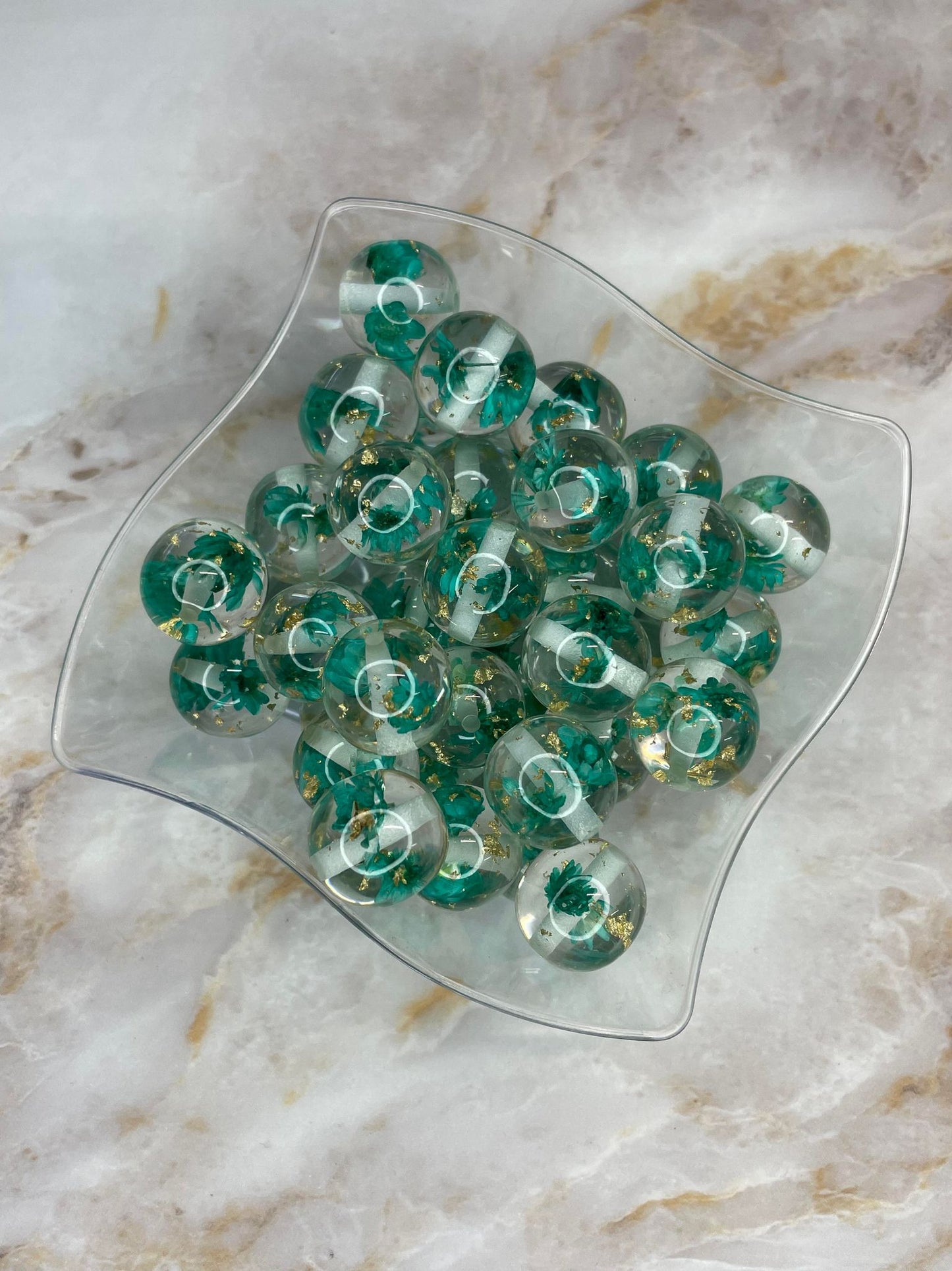 16MM DRIED FLOATING FLOWER ACRYLIC BEAD TURQUOISE