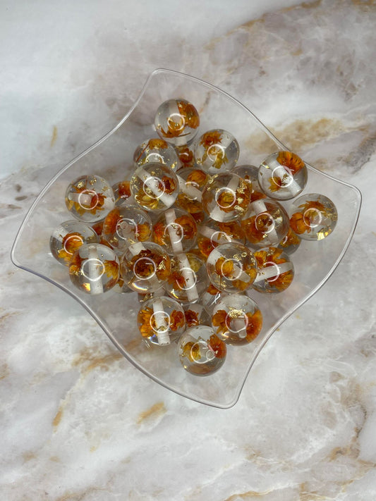 **DISCONTINUED** 16MM DRIED FLOATING FLOWER ACRYLIC BEAD ORANGE