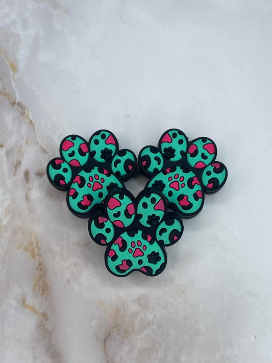 TURQUOISE LEOPARD PAW PRINT SILICONE FOCAL