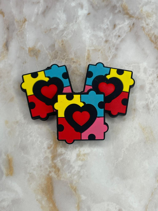 AUTISM PUZZLE CENTER HEART SILICONE FOCAL