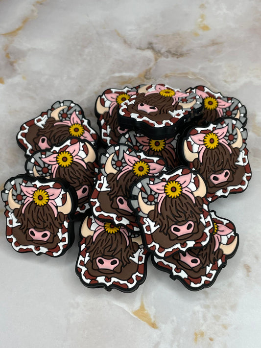 HIGHLAND COW WITH SUNFLOWER BOW SILICONE FOCAL D133 (1ct)