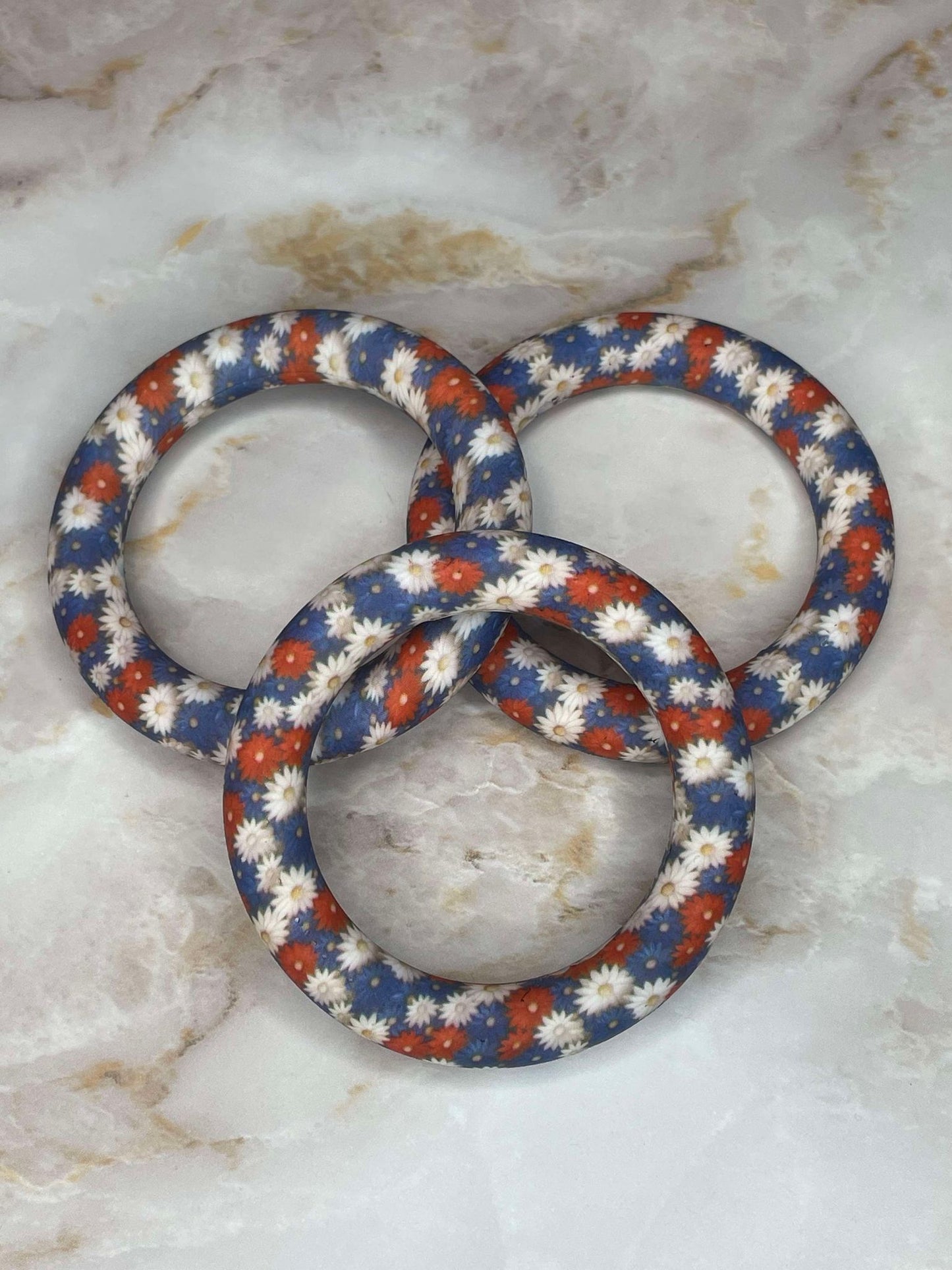 65MM SILICONE RING RED WHITE & BLUE FLORAL