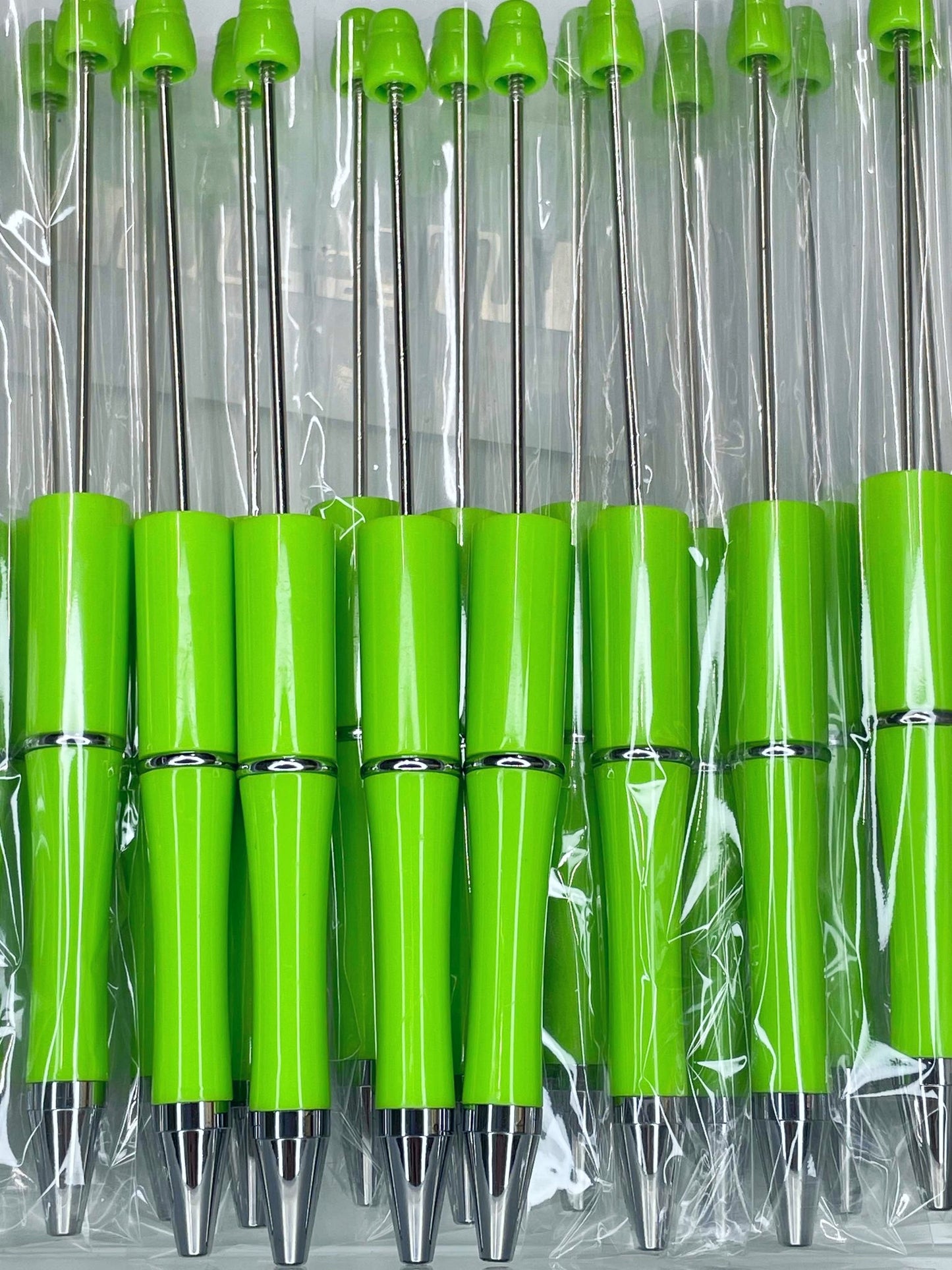 BEADABLE PLASTIC PEN SOLID FLUORESCENT GREEN B10 (1ct)