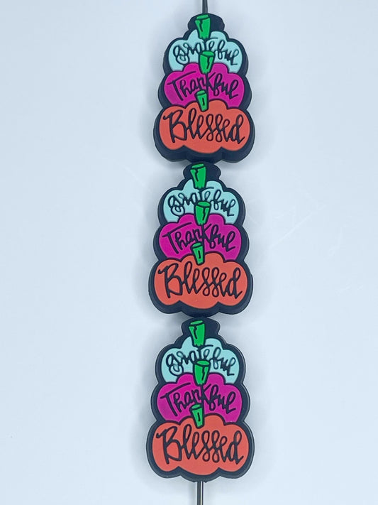 GRATEFUL THANKFUL BLESSED STACKED PUMPKINS SILICONE FOCAL D126 (1ct)