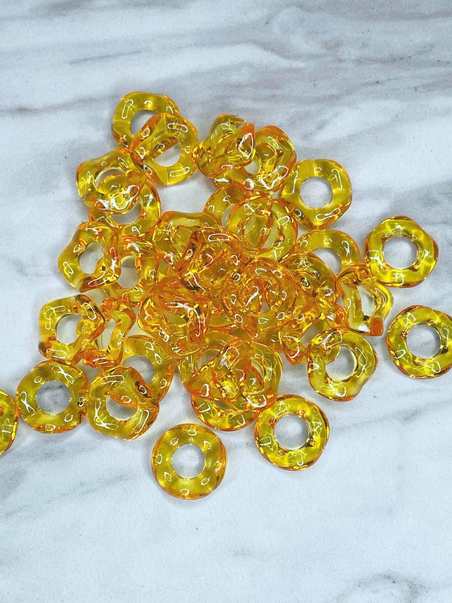 16MM WAVE ACRYLIC SPACERS - PACK OF 10