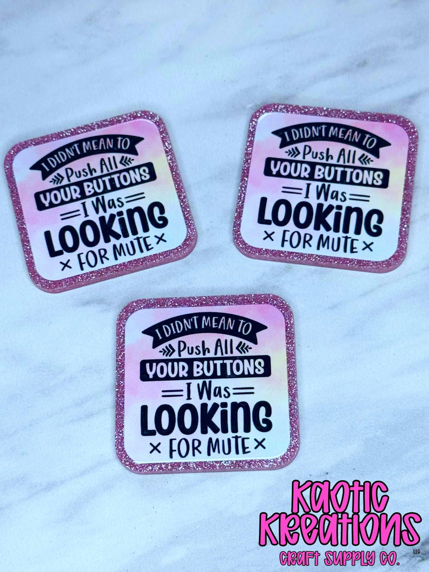 FLATBACK ACRYLIC LOOKING FOR MUTE F98 (1ct)