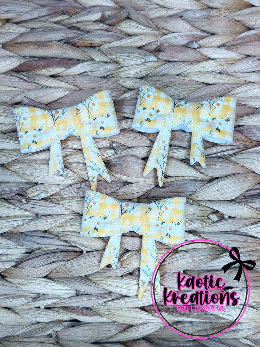 D27 BEADABLE JUMBO SILICONE BOW YELLOW DAISY GINGHAM (1ct)
