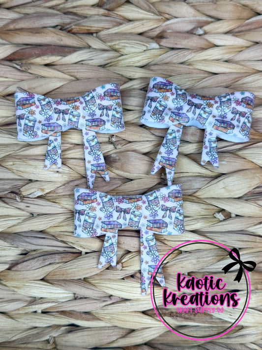 D12 BEADABLE JUMBO SILICONE BOW BOOKS, BOWS, & ICED COFFEE (1ct)