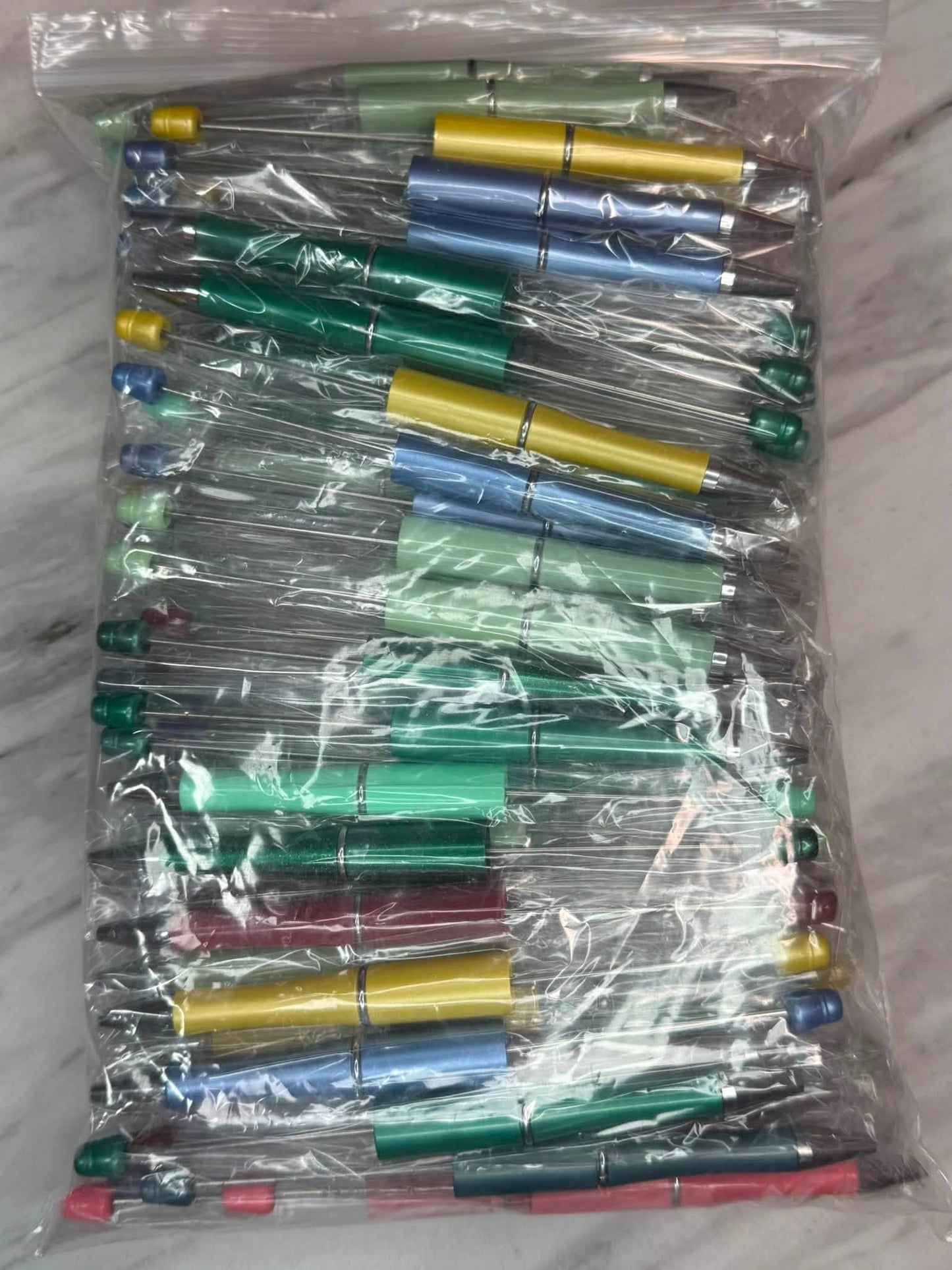 (SHOP DESTASH) BEADABLE PLASTIC PEN BUNDLE B1 (100ct)