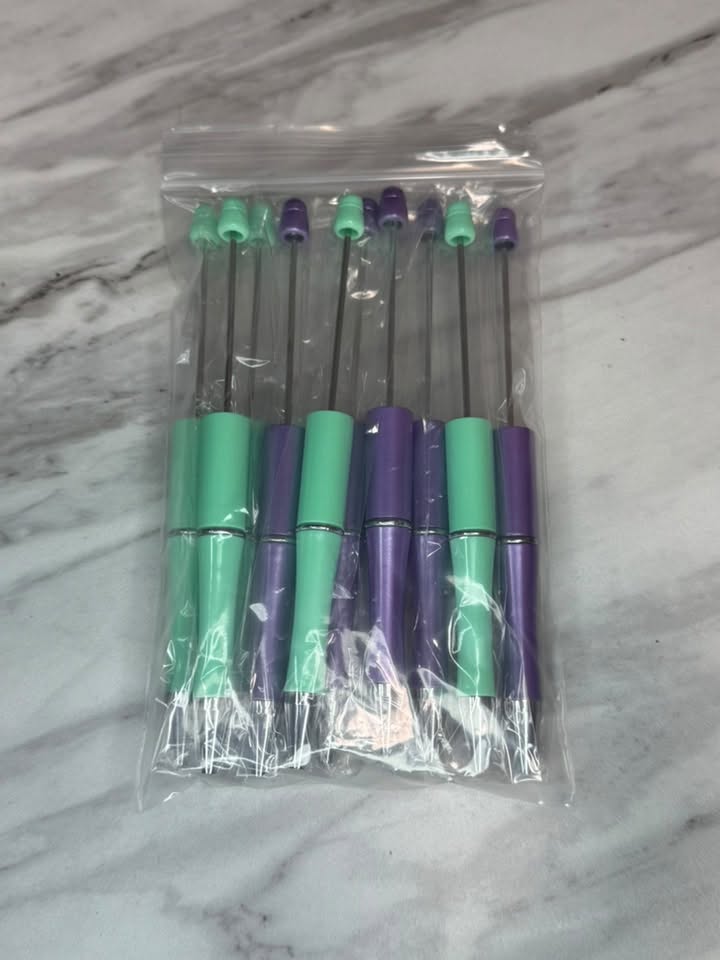 (SHOP DESTASH) BEADABLE PLASTIC PEN BUNDLE B2 (10ct)