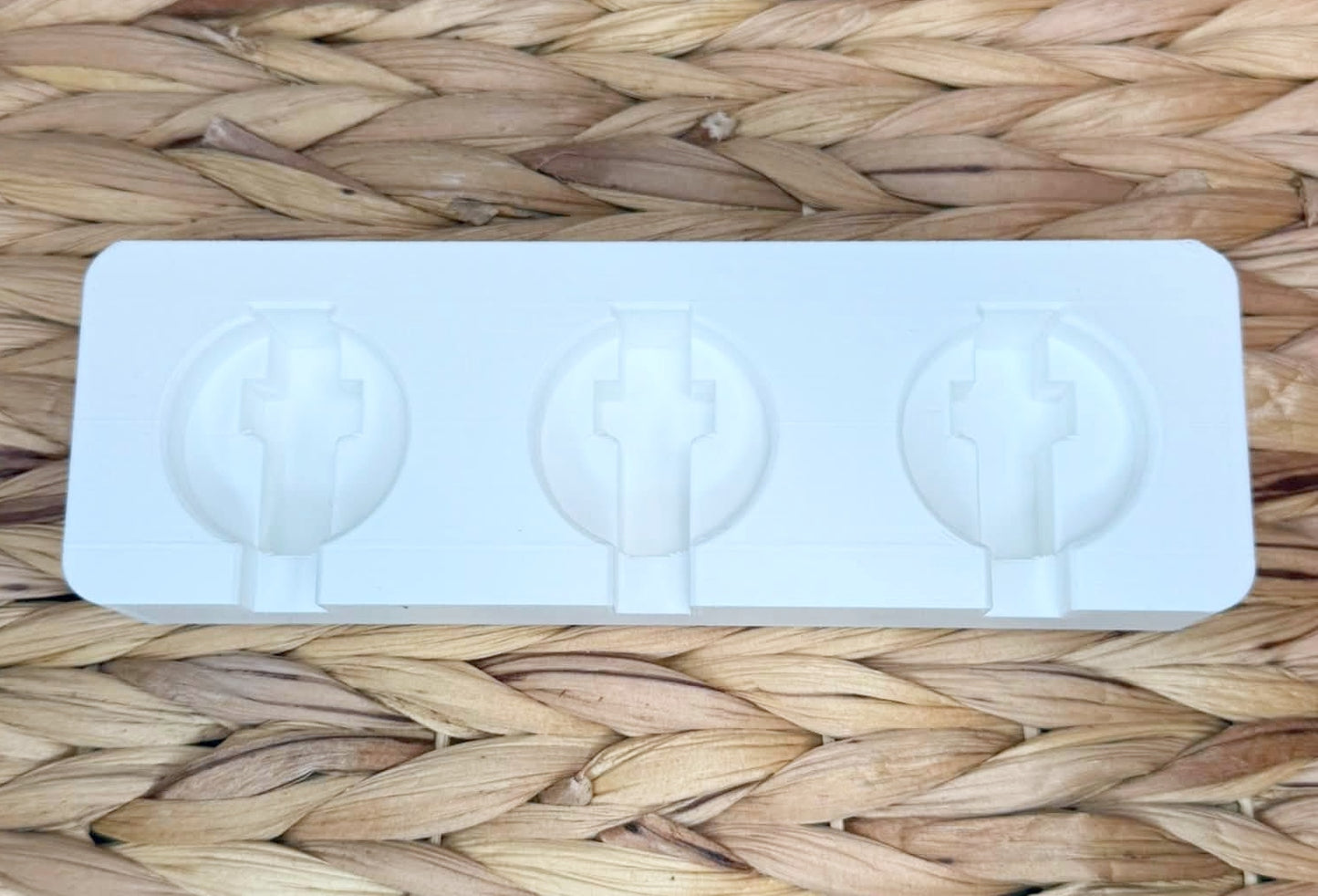 3D PRINTED TRIPLE BADGE REEL DISPLAY HOLDER (1ct)
