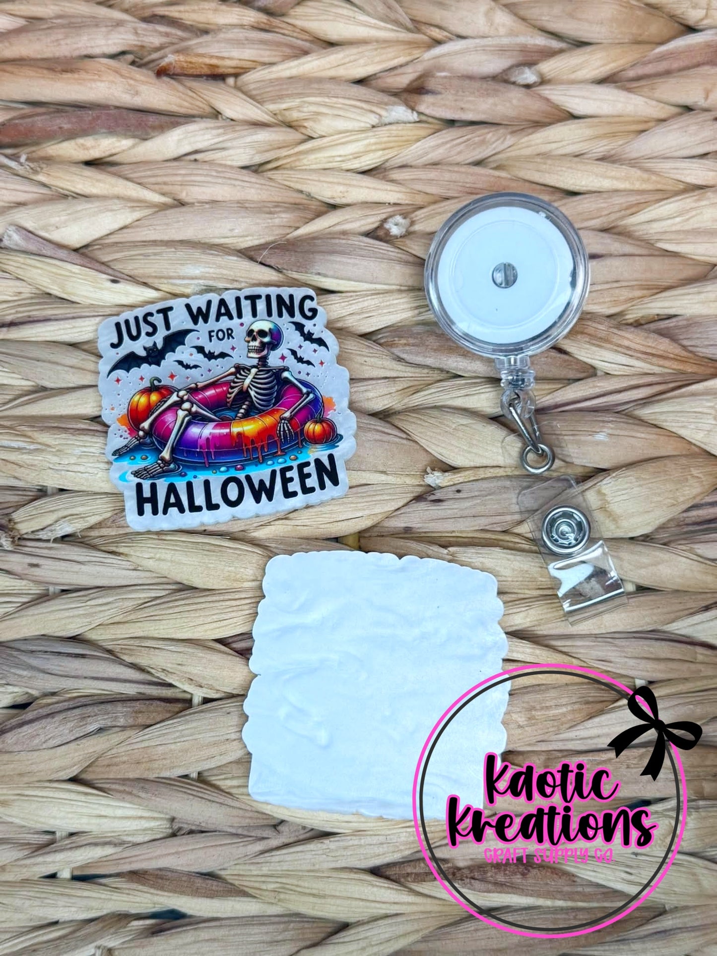 *CUSTOM* FLATBACK ACRYLIC JUST WAITING FOR HALLOWEEN F282 (1ct)