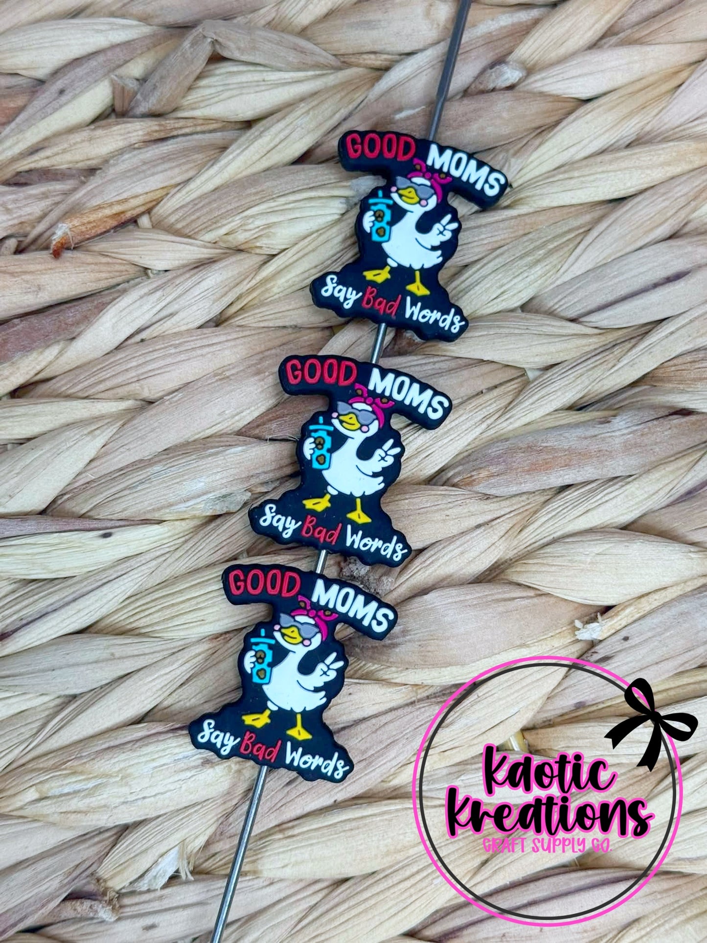 GOOD MOMS SAY BAD WORDS SILICONE FOCAL D512 (1ct)