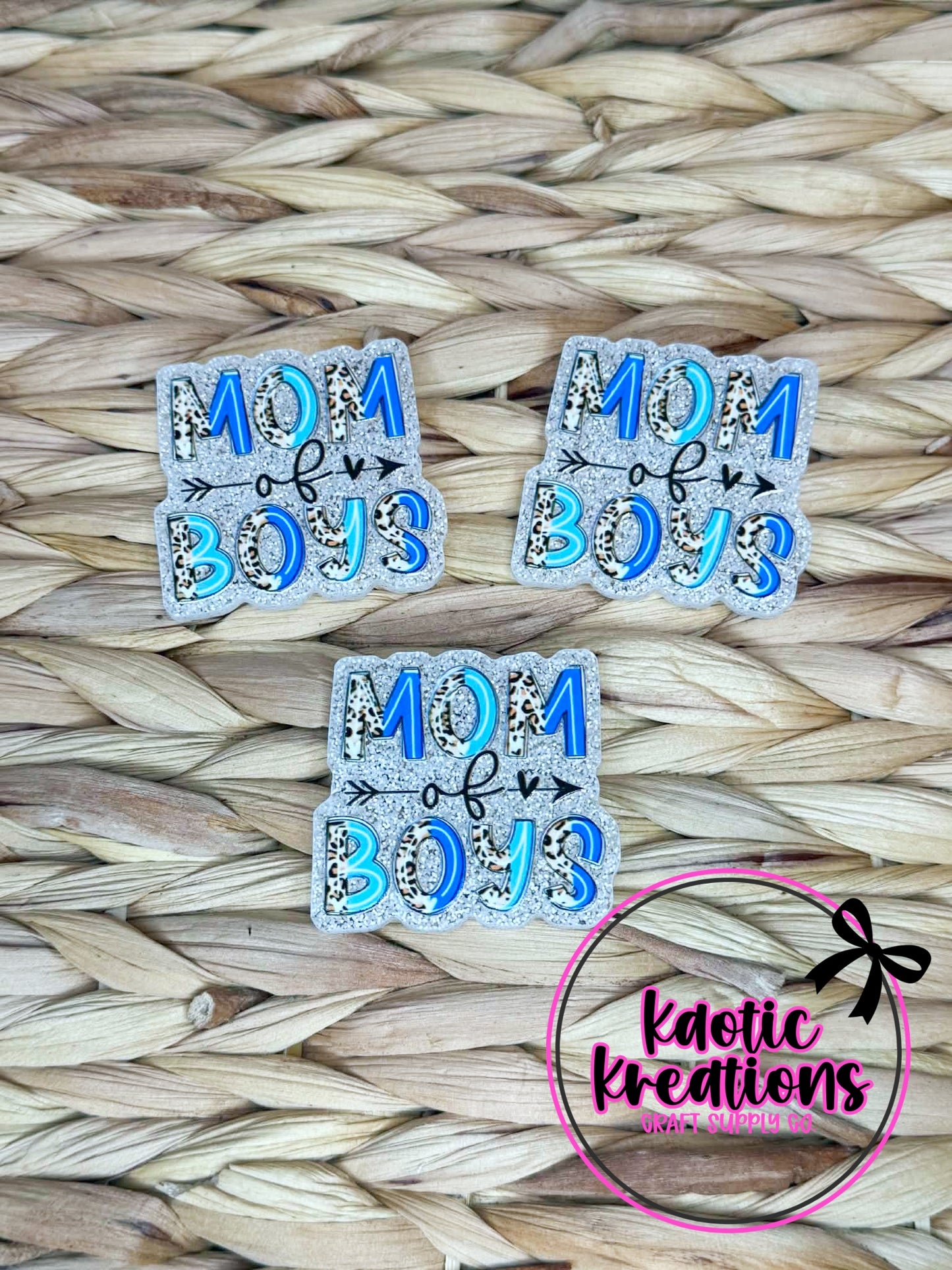 *CUSTOM* FLATBACK ACRYLIC MOM OF BOYS F7 (1ct)